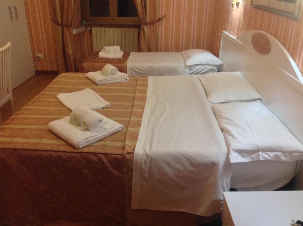 ホテルRome Palace 部屋 写真