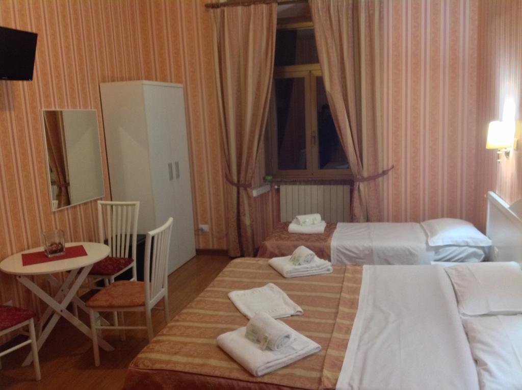 ホテルRome Palace 部屋 写真